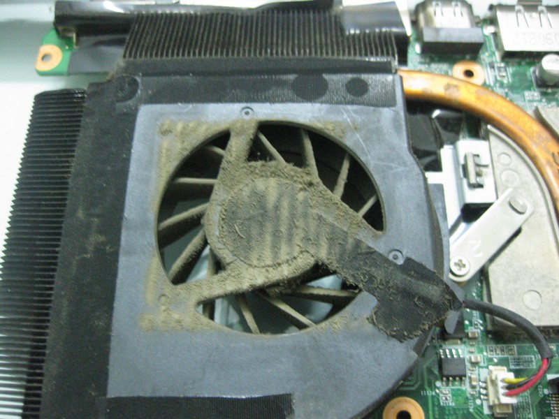 lỗi laptop bẩn nóng máy