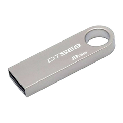 Sửa cứu dữ liệu USB 2.0 Kingston DataTraveler DTSE9 8GB sở hữu thiết kế đơn giản, thời trang với màu sắc nổi bật cùng kích thước nhỏ gọn, có móc treo.